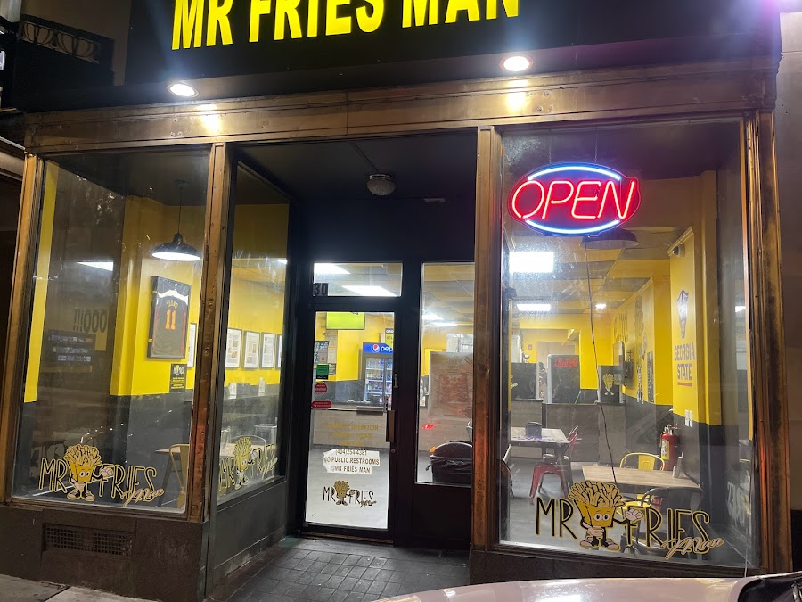 Mr Fries Man, 30 Decatur St. SE, Atlanta, GA 30303, Statele Unite ale Americii