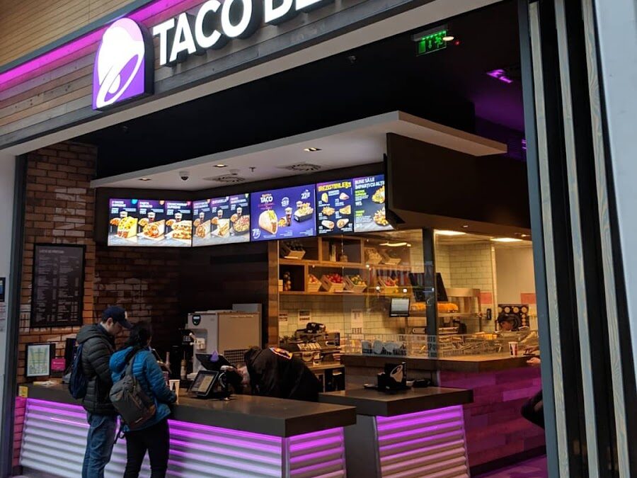 Taco Bell, Bulevardul General Vasile Milea, București, România Bulevardul General Vasile Milea 4, București 061344, România