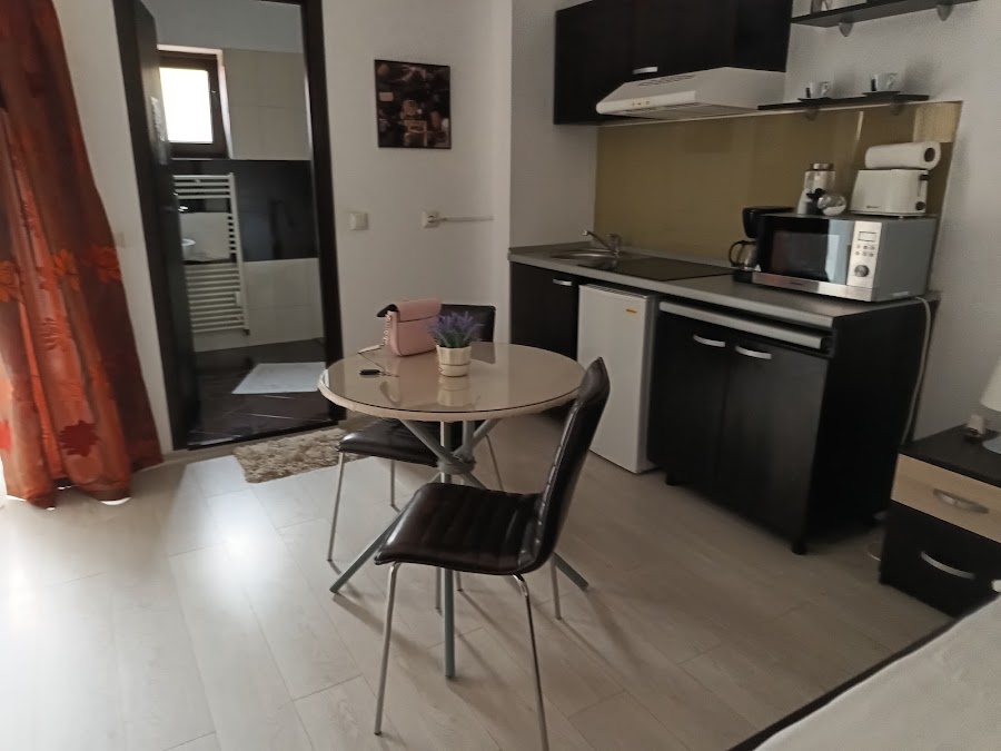 Hotel Il Primo, Strada Fericirii, Iași, România Strada Fericirii nr. 10, Iași 700047, România