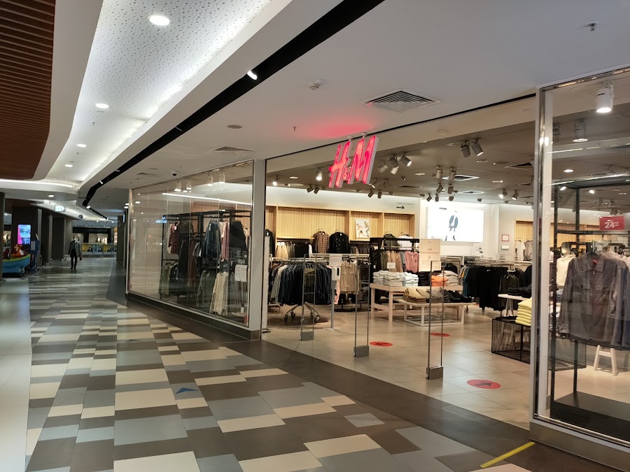 București Mall, Calea Vitan, București, România Calea Vitan 55-59, București 031282, România