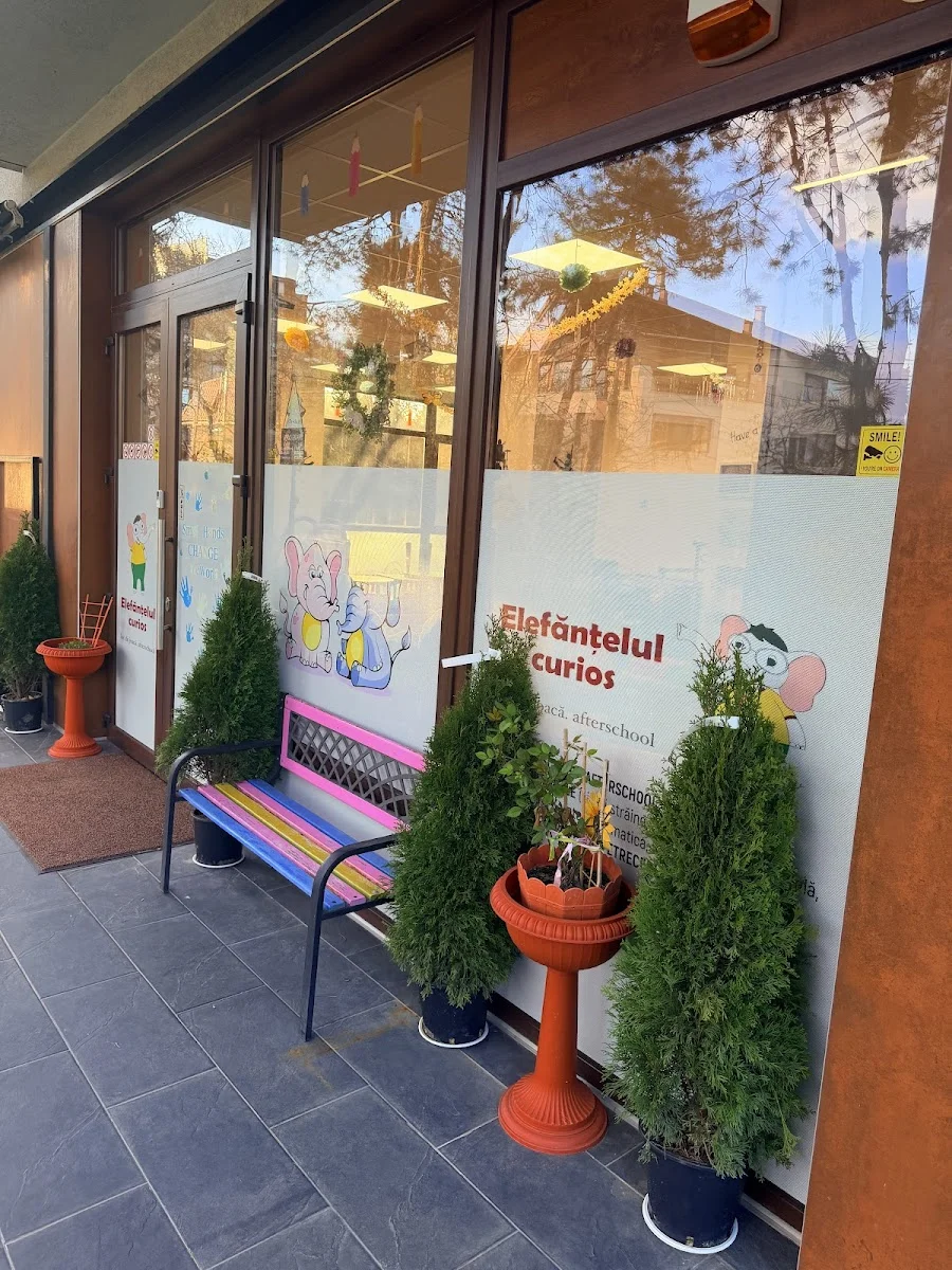 Elefănțelul Curios
