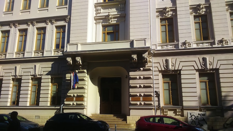 Facultatea de Administrarea Afacerilor cu Predare în Limbi Străine, Calea Griviței, București, România Academia de Studii Economice, Clădirea Victor Slăvescu, Etaj 2, Săli 4210, 4213, Calea Griviței 2-2A, București 010731, România