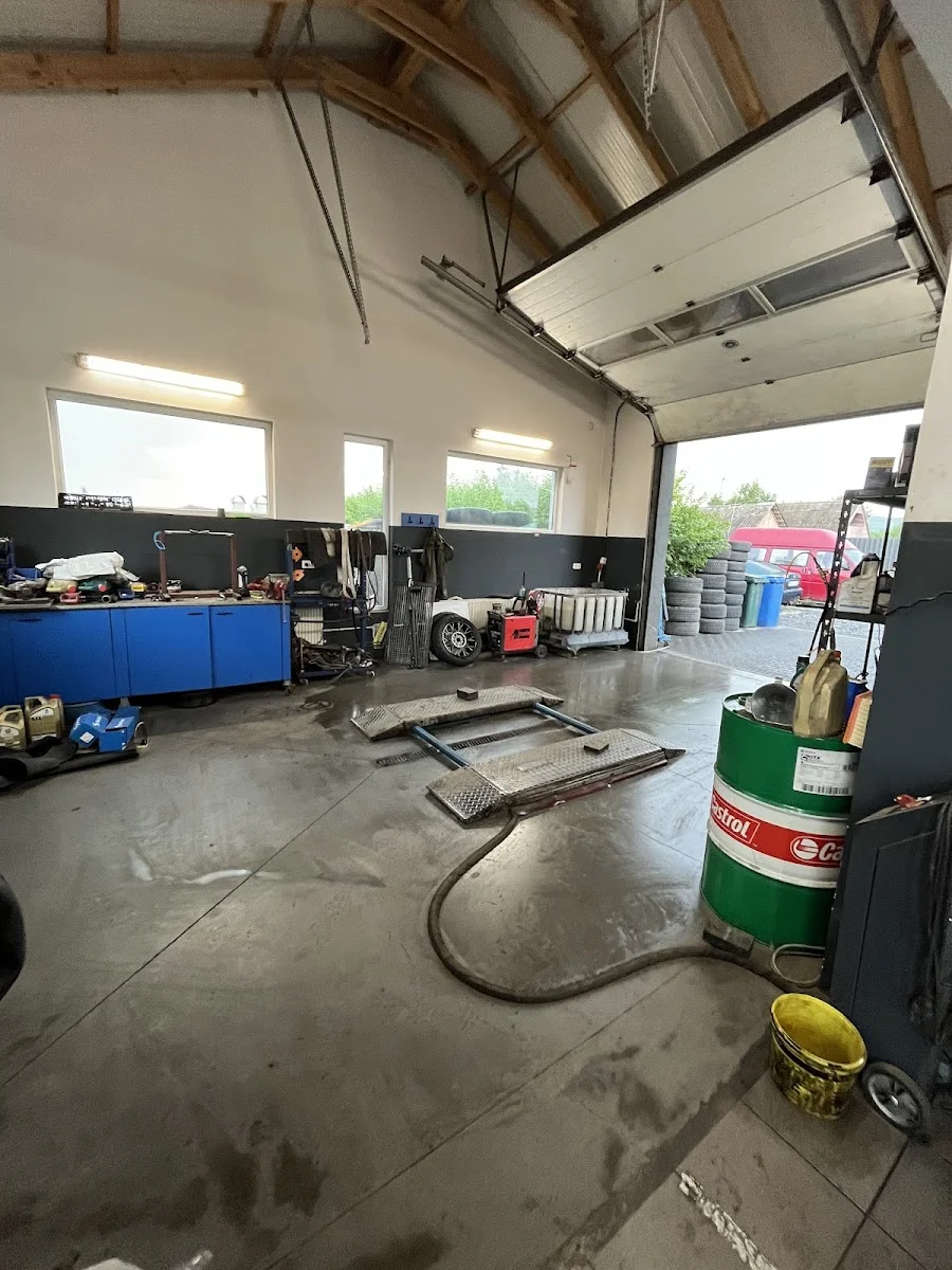 Auto and Wheel Service