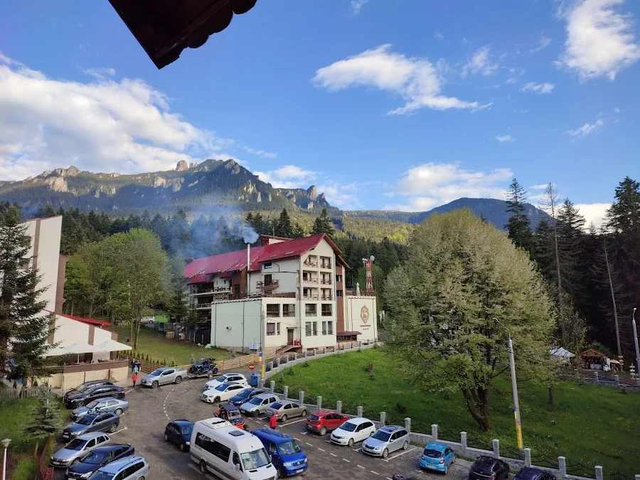 Hotel Bradul