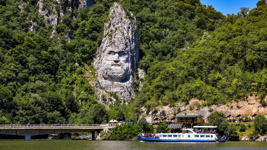 Chipul lui Decebal, DN57, 227170 Dubova, România