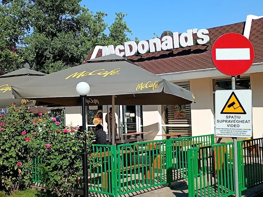 McDonald’s, Calea Rahovei 241, 050897 București, România